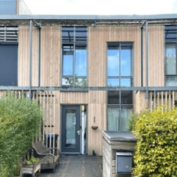 Huis in Utrecht gevonden voor €1650,- pm, Huizen en Kamers, Garages en Parkeerplaatsen