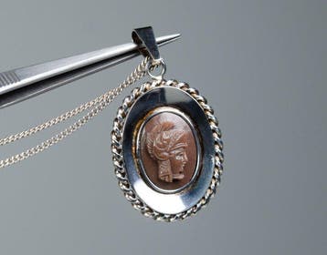 - 835 zilver - agaatcamee - handgesneden - Ketting met, Antiek en Kunst