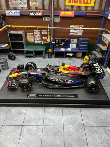 Bburago 1:18 - Modelauto - Red Bull Racing RB19 Austin F1 GP, Nieuw