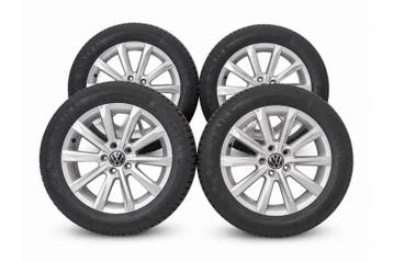 Volkswagen Passat B8 (3G) Helsinki 17 inch winterset, Ophalen, Banden en Velgen, 17 inch, Winterbanden