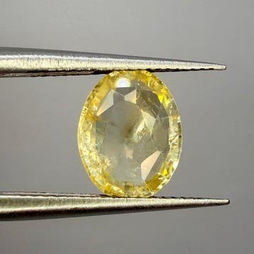 Zonder minimumprijs - 1 pcs Geel Saffier - 2.40 ct -, Sieraden, Tassen en Uiterlijk, Nieuw